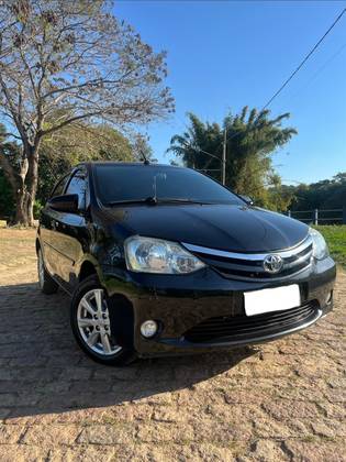 TOYOTA ETIOS 1.5 XLS 16V FLEX 4P AUTOMÁTICO TOYOTA ETIOS 1.5 XLS 16V FLEX 4P AUTOMÁTICO